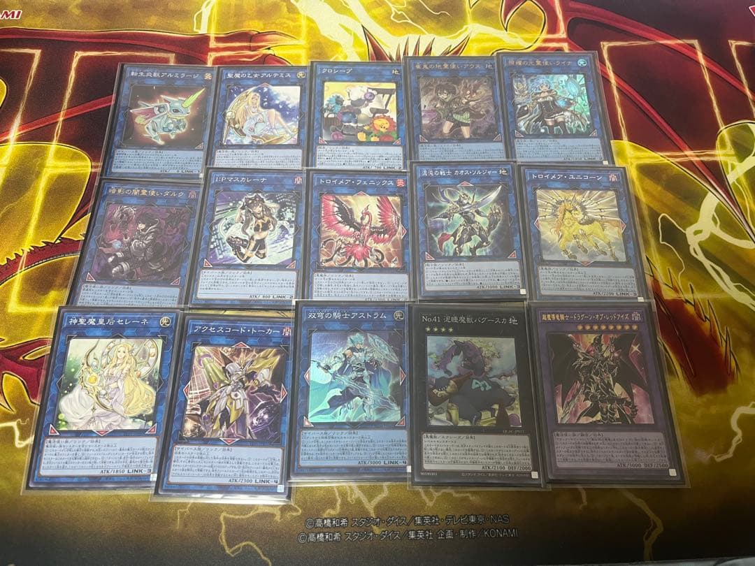 遊戯王　光の黄金櫃　デッキ