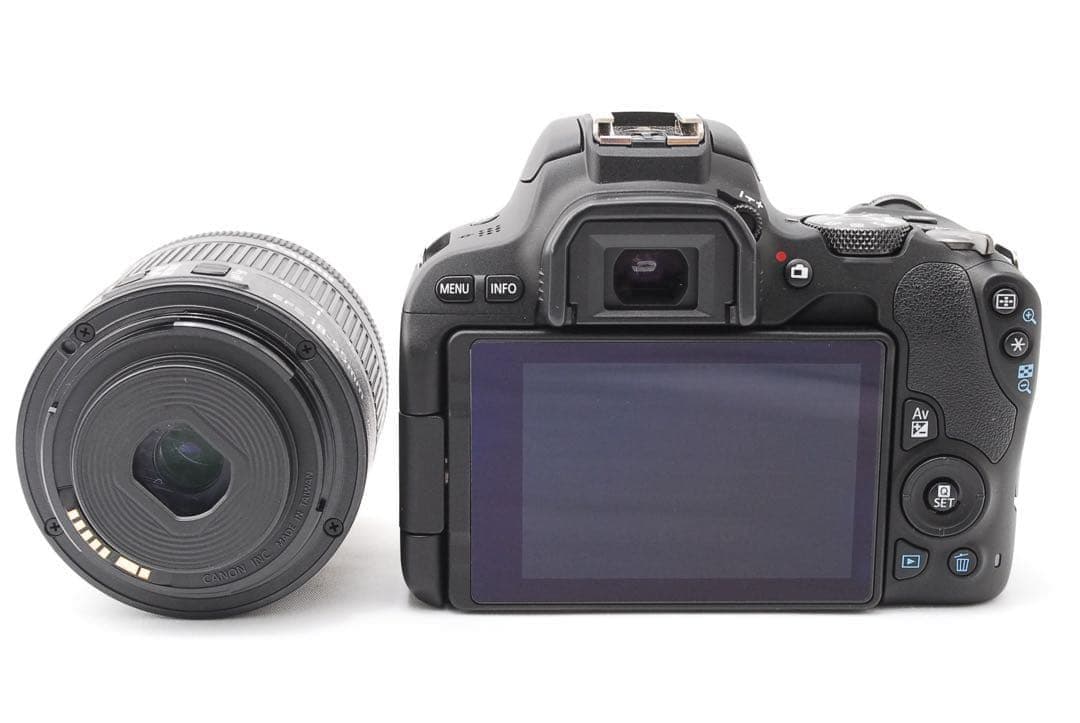 12/23限定価格✨Canon Kiss X9 ダブルレンズ⭐️カメラバッグ付き