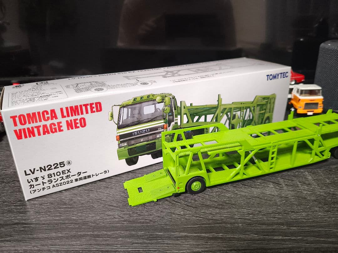 トミカリミテッドビンテージNEO トレーラーセット