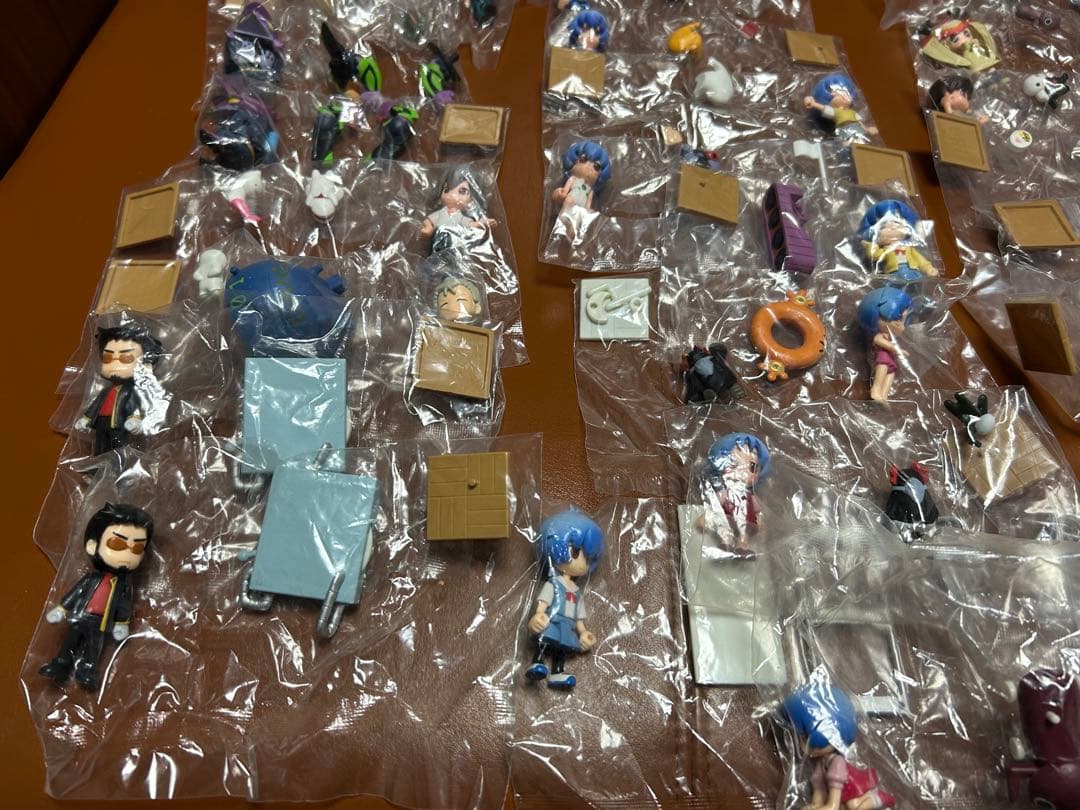 新品未開封 エヴァンゲリオン ぷちえゔぁ 25個 綾波レイ アスカ 加持リョウジ