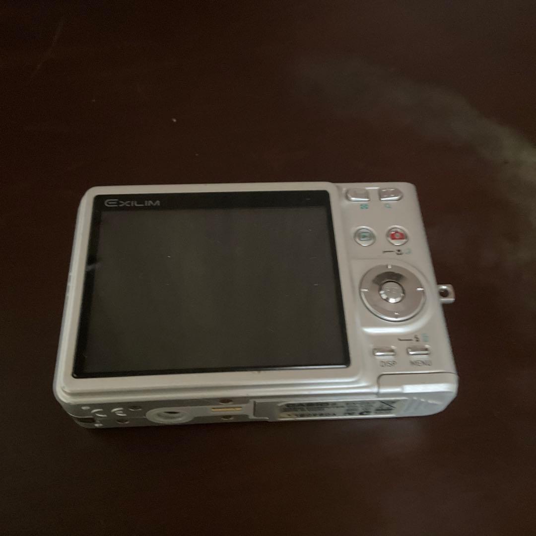 デジタルカメラ Casio EXILIM EX-Z57