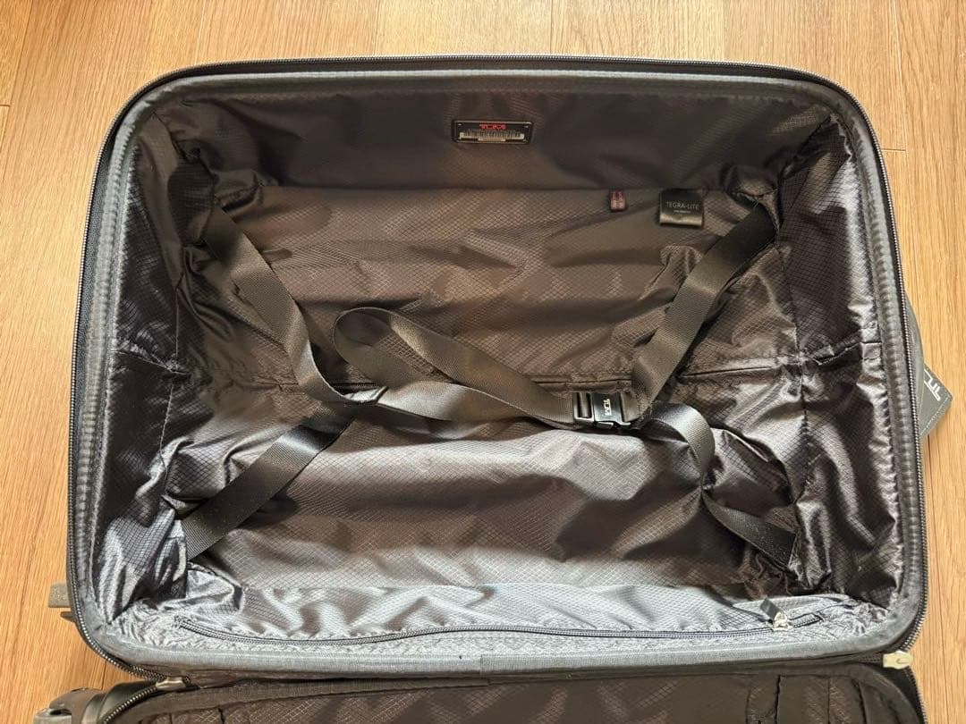 TUMI：キャリーケース　TEGRA LITE ／オリーブグリーン