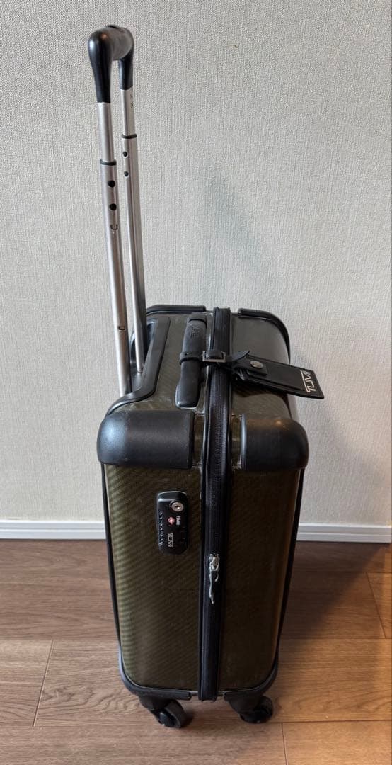 TUMI：キャリーケース　TEGRA LITE ／オリーブグリーン