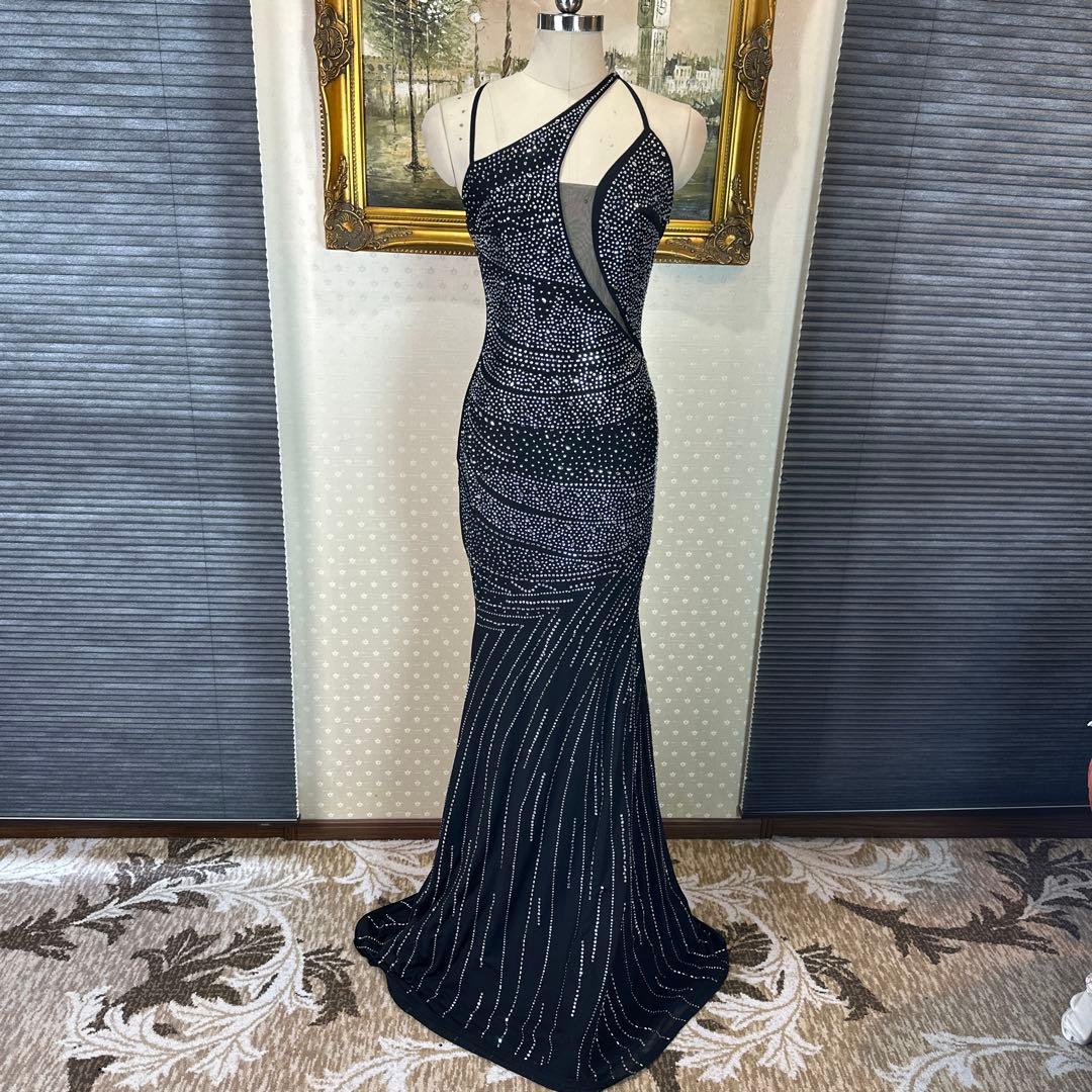 ブラック ストーン装飾 タイトフィットドレス