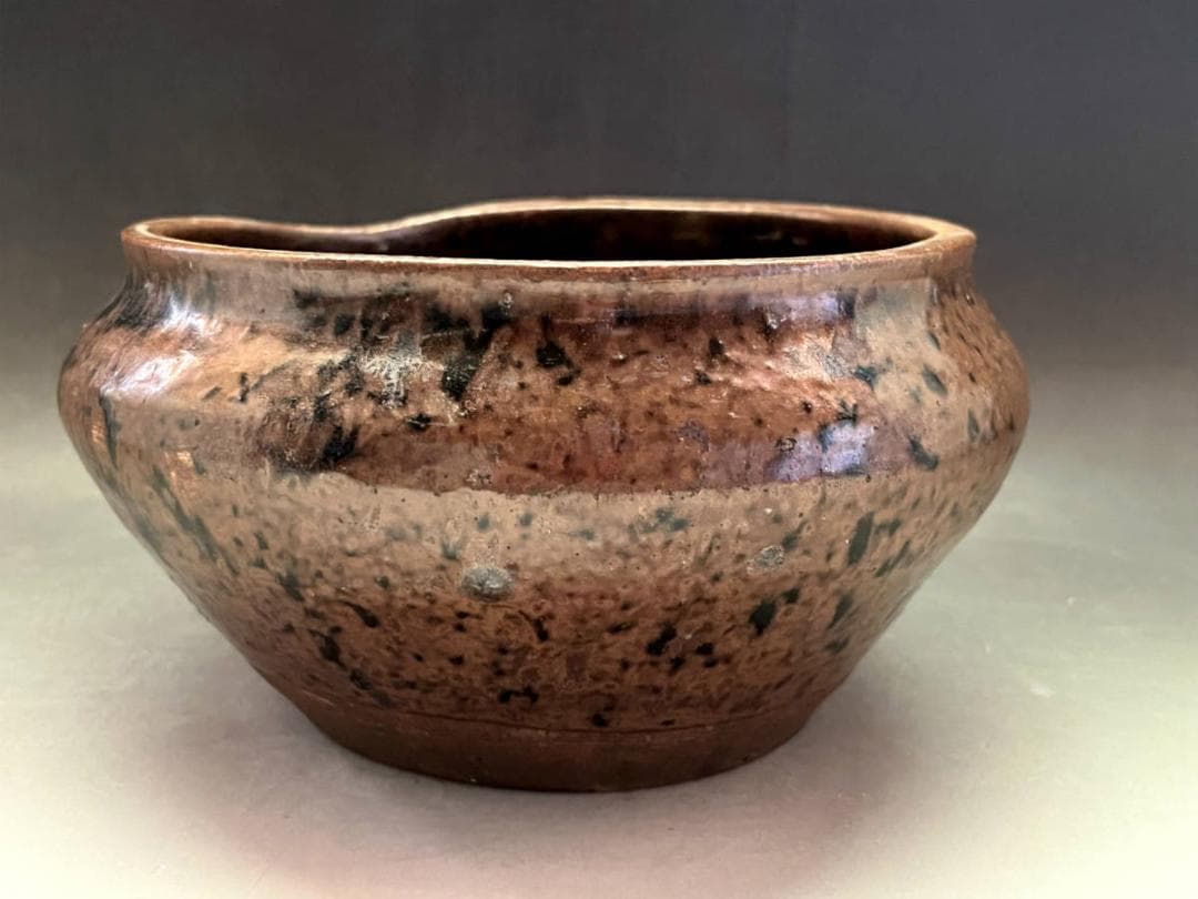 茶碗■名品！古い鉄釉建水【江戸期】糸切高台 茶釉 時代物 お茶道具 骨董品■