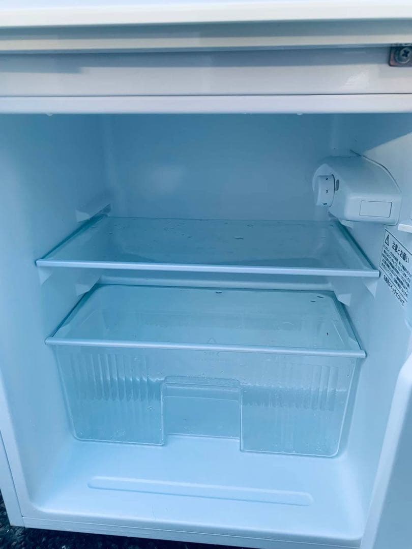 ♦ユーイング ノンフロン冷凍冷蔵庫【2017年製】UR-D90J