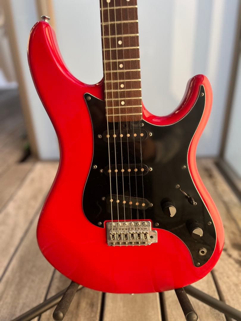 Yamaha SE203 エレキギター レッド