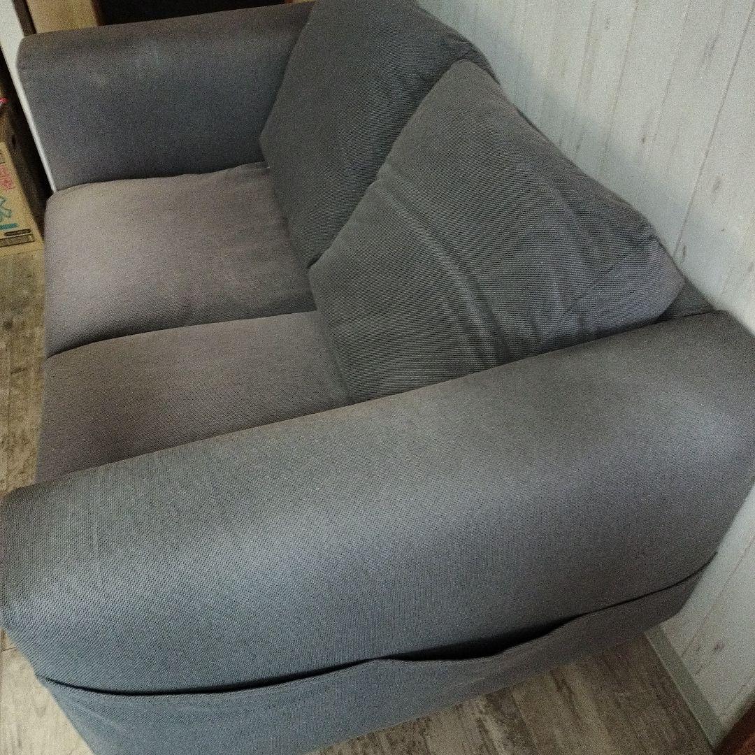 IKEA　イケア　ダークグレー２人掛けソファ
