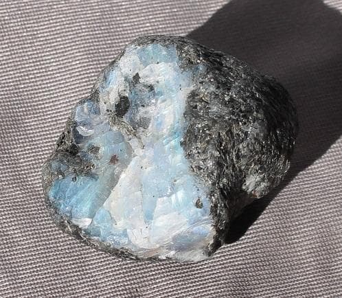 ホワイトラブラドライト原石rm08