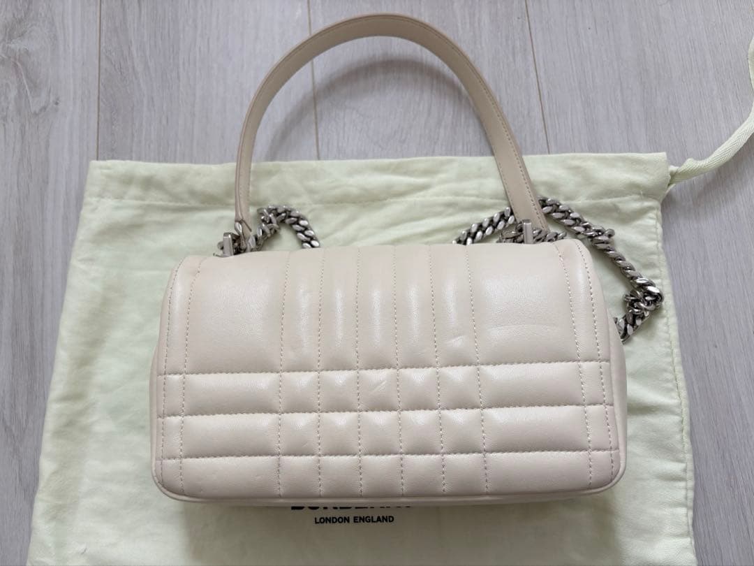 【いつむ】BURBERRY LOLA バーバリー ローラショルダーバッグ