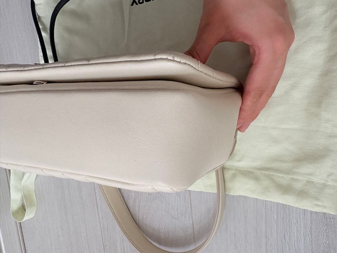 【いつむ】BURBERRY LOLA バーバリー ローラショルダーバッグ