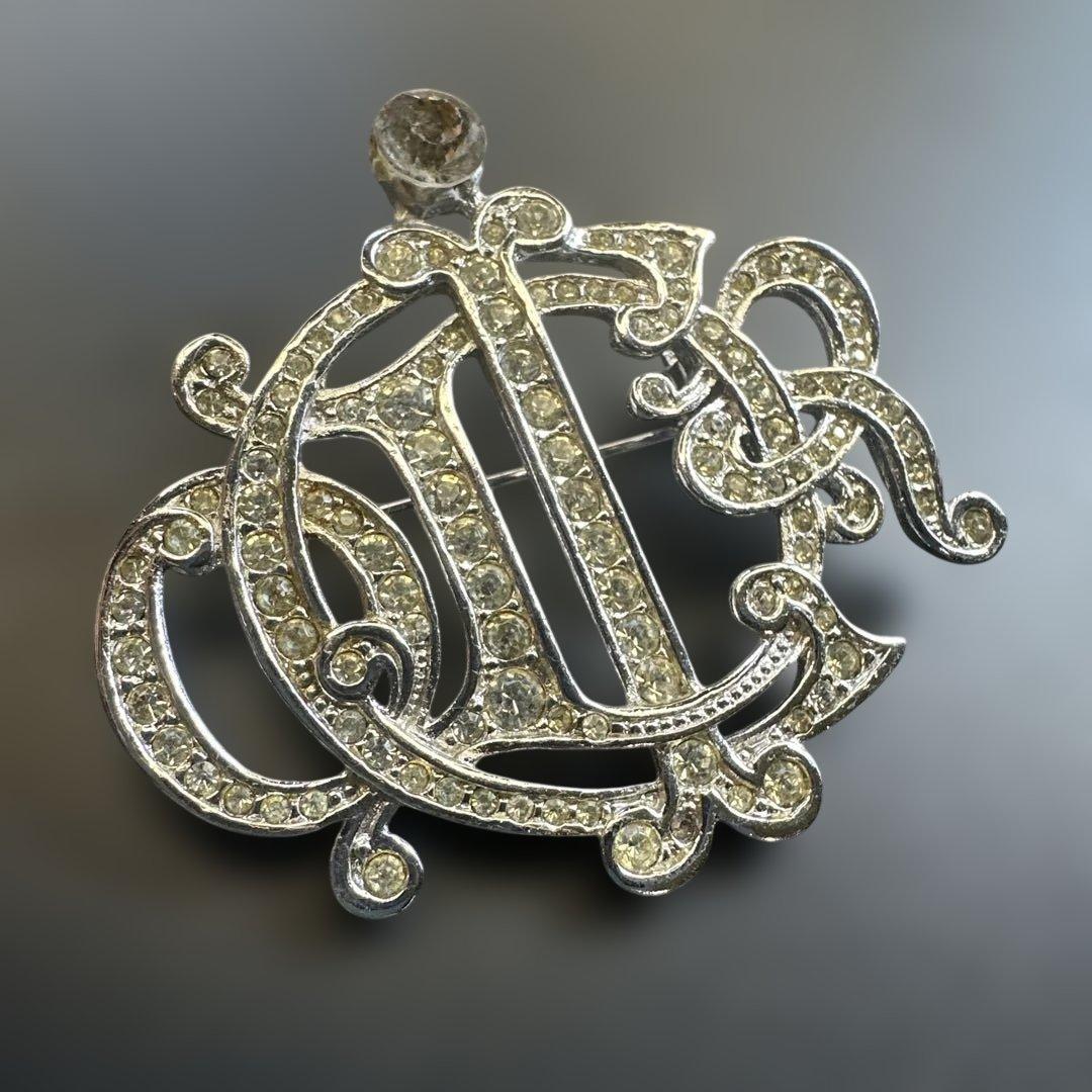 【vintage】ディオール　ラインストーン　エンブレム　ロゴブローチ