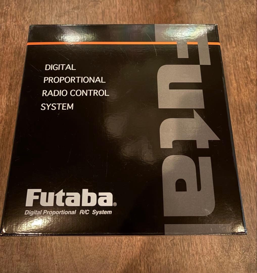 Futaba 6PV - 2.4G ラジオコントロールシステム