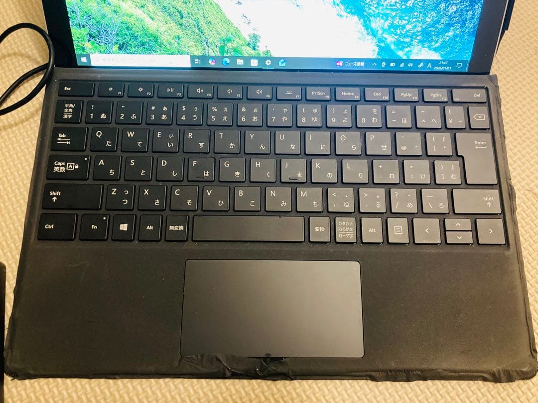 Microsoft Surface Pro 5 本体