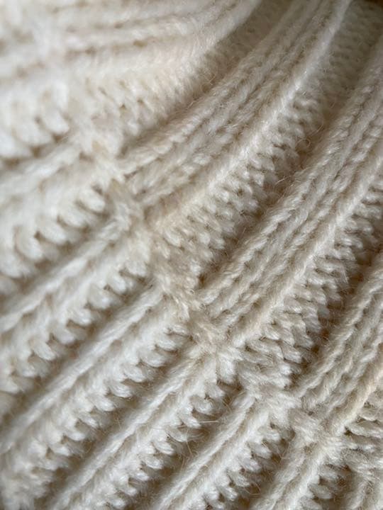 FENDI マニア　ヘッドバンド　ニットバイザー