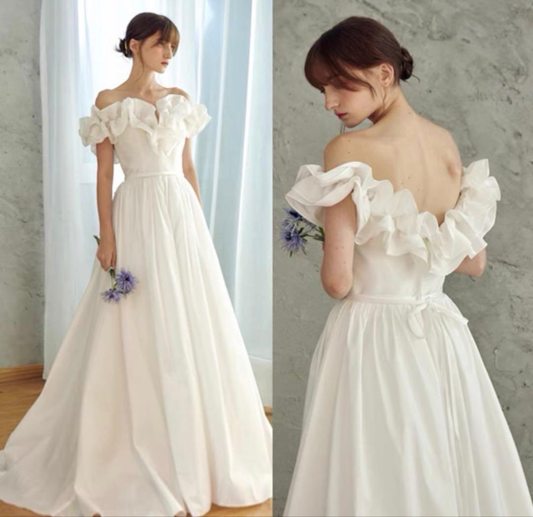 【元値18,000円】フリル付きウェディングドレス