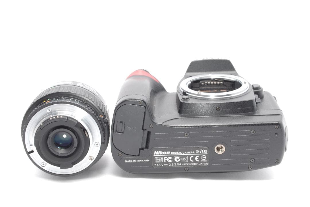 ✨CFカード付✨Nikon D70S✨バッテリー2個✨一眼レフ✨すぐに使える✨