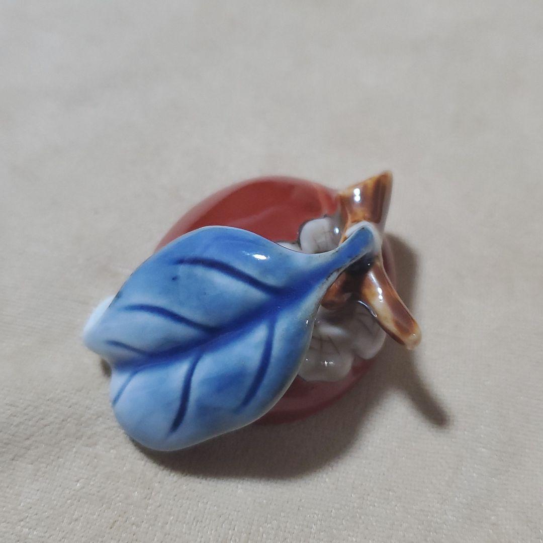 人間国宝　十二代　酒井田柿右衛門　帯留め