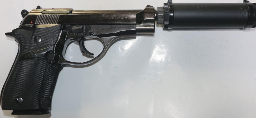 希少！マルシン工業製ABS樹脂製モデルガン ベレッタＭ８４ 消音器　合法品未発火