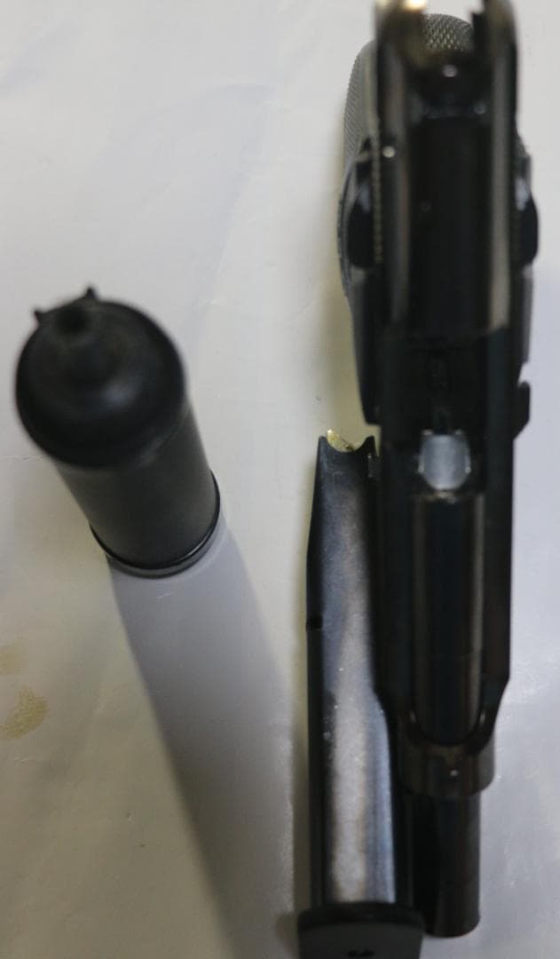 希少！マルシン工業製ABS樹脂製モデルガン ベレッタＭ８４ 消音器　合法品未発火