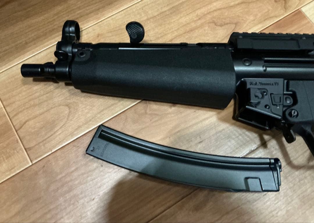 東京マルイ 次世代電動ガン MP5