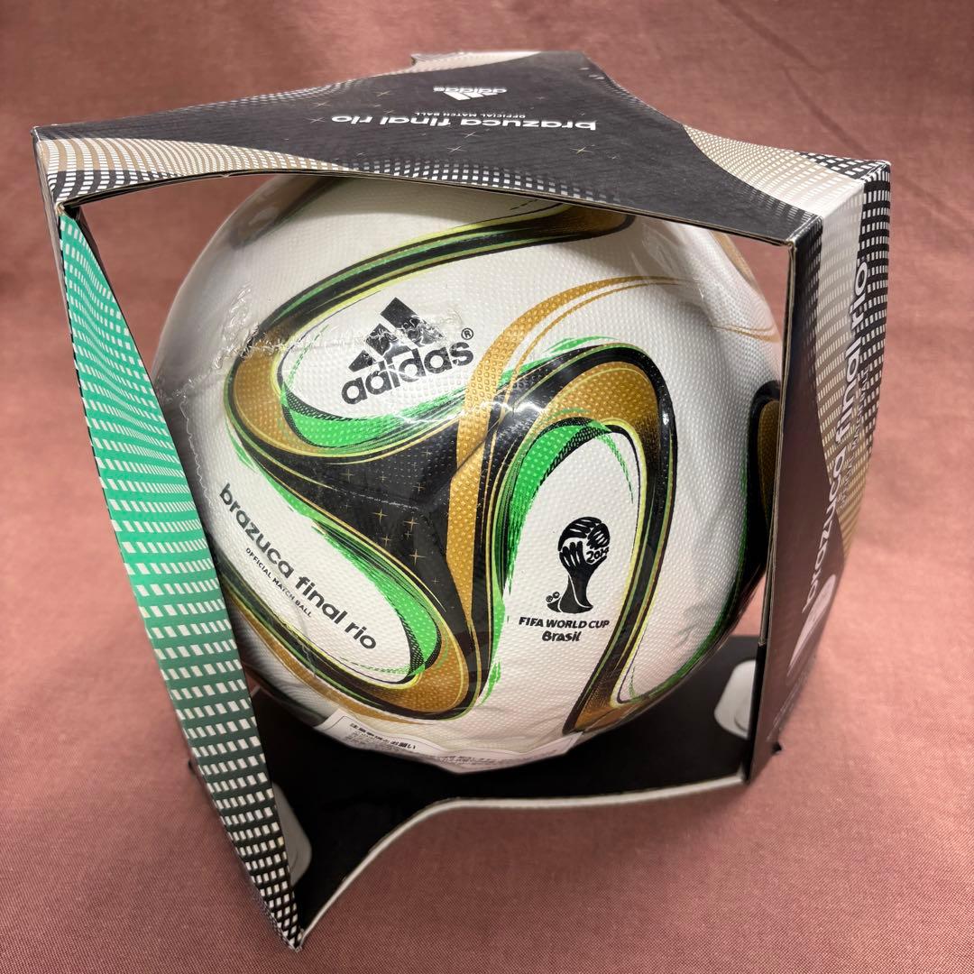 brazuca (ブラズーカ) final サッカーボール 公式試合球(5号球)