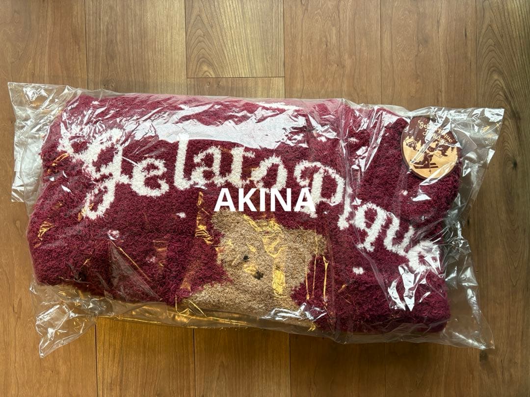 【HOLIDAY】スノーベア 短 セットアップ 赤 新品未使用 ジェラートピケ