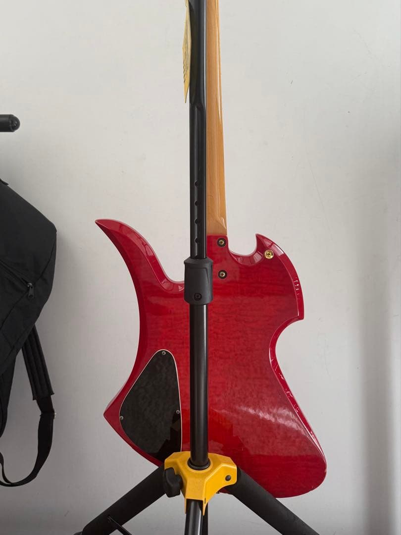 Burny モッキンバード　フェルナンデス　MG-85X