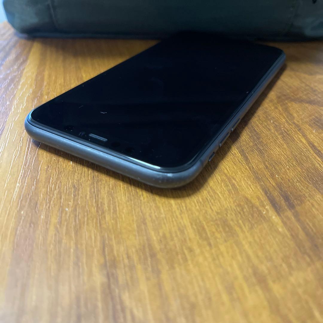 iPhone 11 256GB（SIMフリー）レザーケース付き