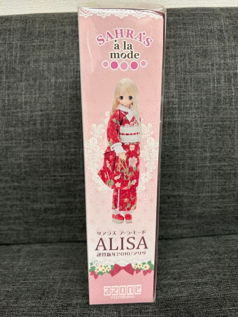 サアラズ　ア・ラ・モード　ALISA 謹賀新年2016 /アリサ