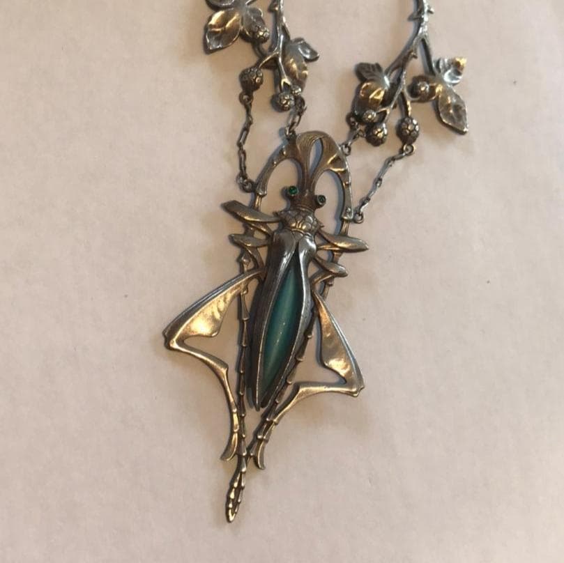 アールヌーボー　ネックレス