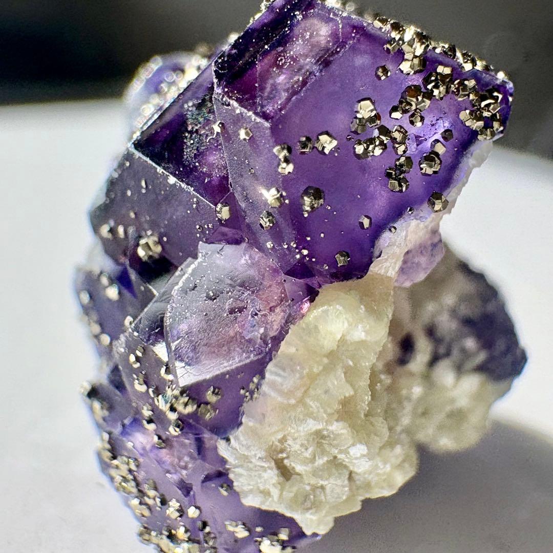 561 中国 内モンゴル産 フローライト&パイライト