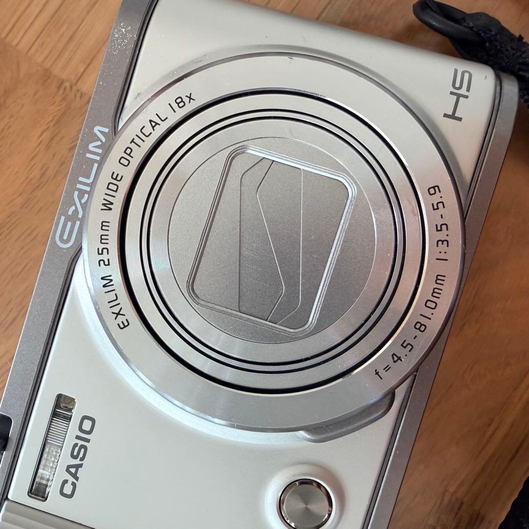 24時間以内発送！CASIO EXILIM EX-ZR1700 カシオ カメラ
