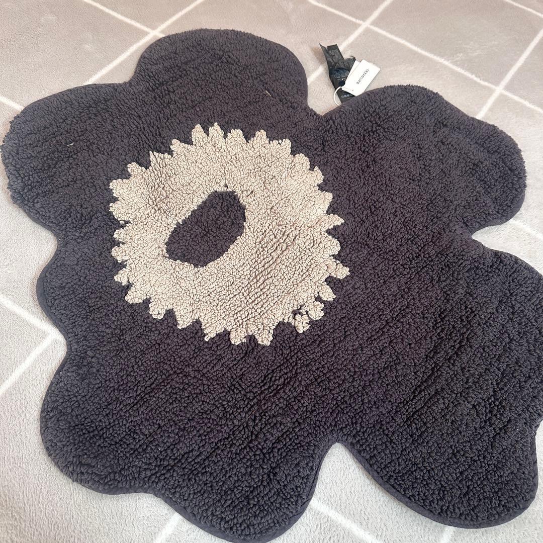 マリメッコ　新品　ウニッコ　バスマット　玄関マット　マット