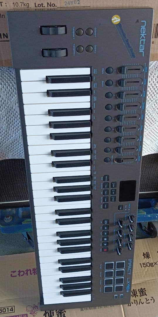 Nektar IMPACT LX49+ シンセサイザー