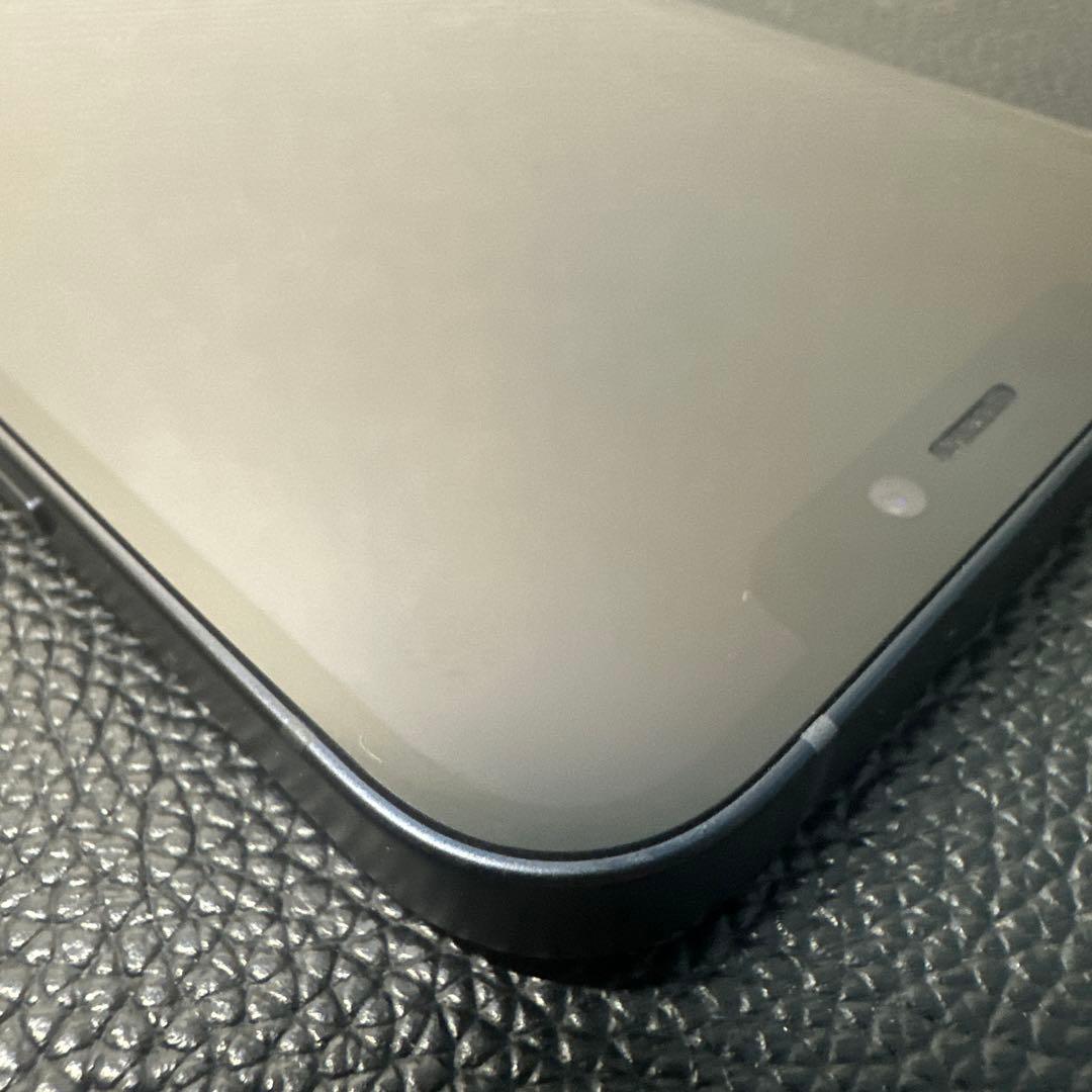 ほぼ未使用　Apple iPhone 12 64GB SIMロックなし