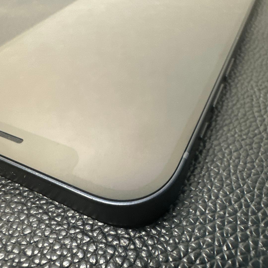 ほぼ未使用　Apple iPhone 12 64GB SIMロックなし