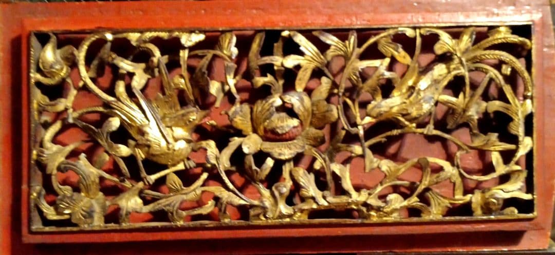 木彫工芸品 花鳥図 透かし彫り 金塗り　オブジェ　アンティーク