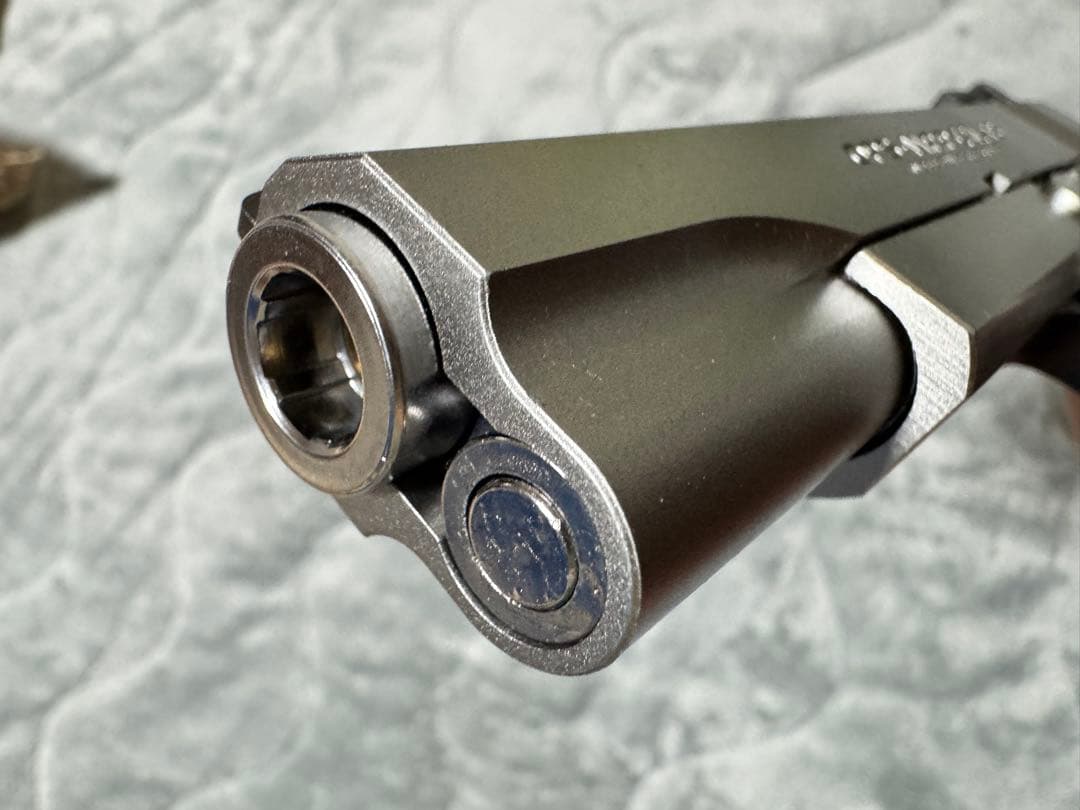 東京マルイ ガスブローバックガン ハイキャパ5.1ステンレス