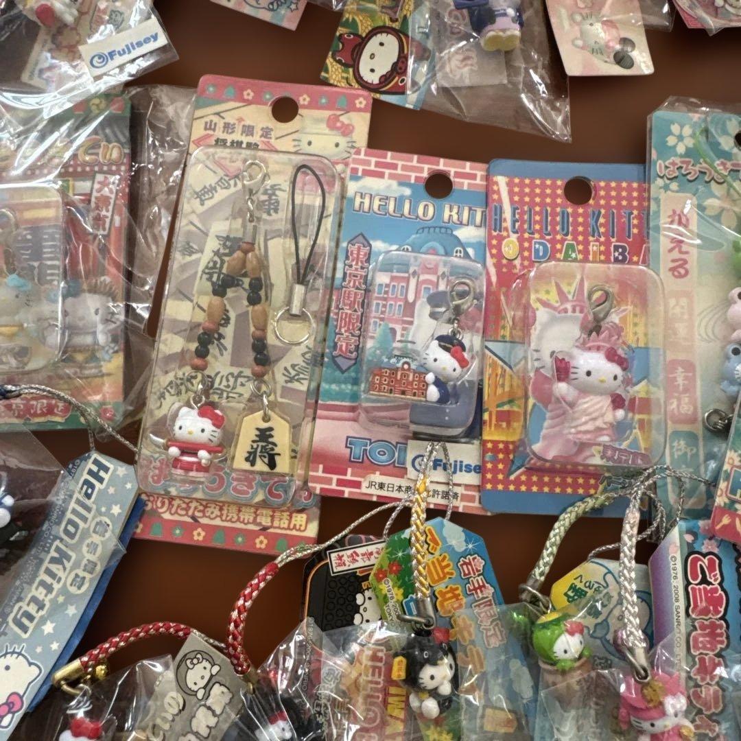 ご当地限定　ご当地キティ　ハローキティ ストラップセット 多数