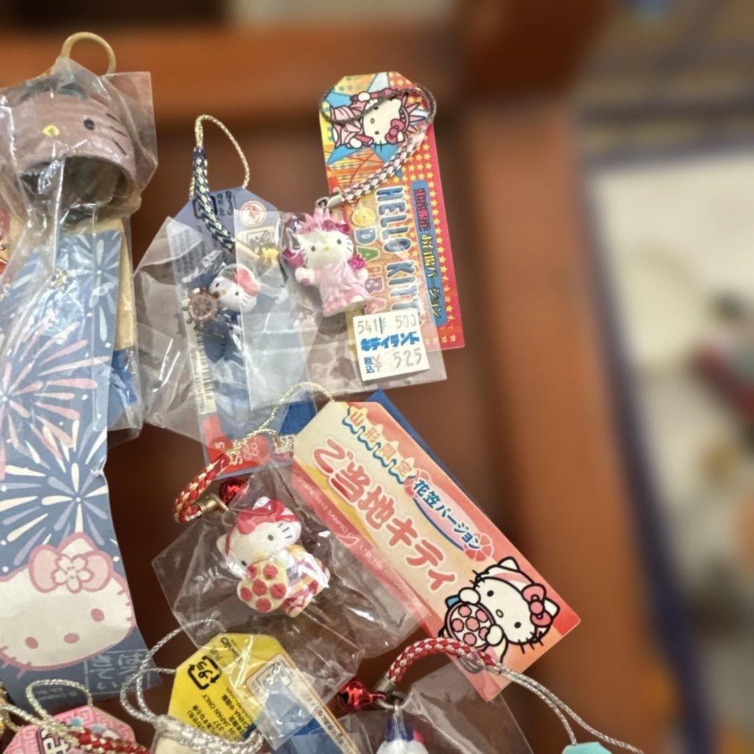 ご当地限定　ご当地キティ　ハローキティ ストラップセット 多数
