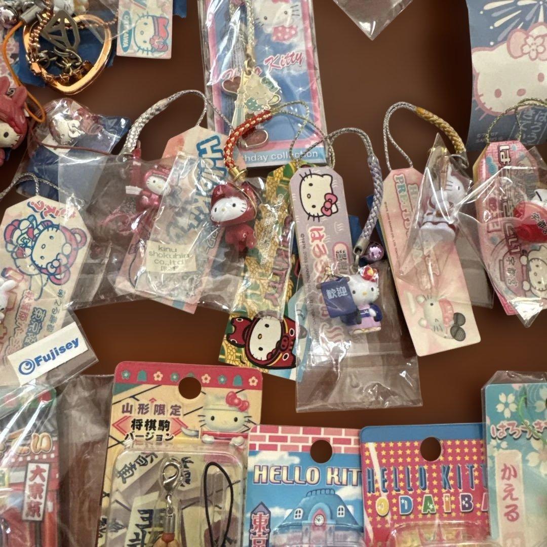 ご当地限定　ご当地キティ　ハローキティ ストラップセット 多数