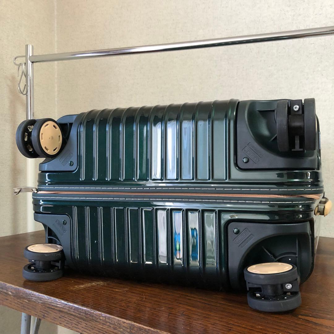希少 RIMOWA リモワ ボサノバ 70L 4輪 キャリー グリーン レザー
