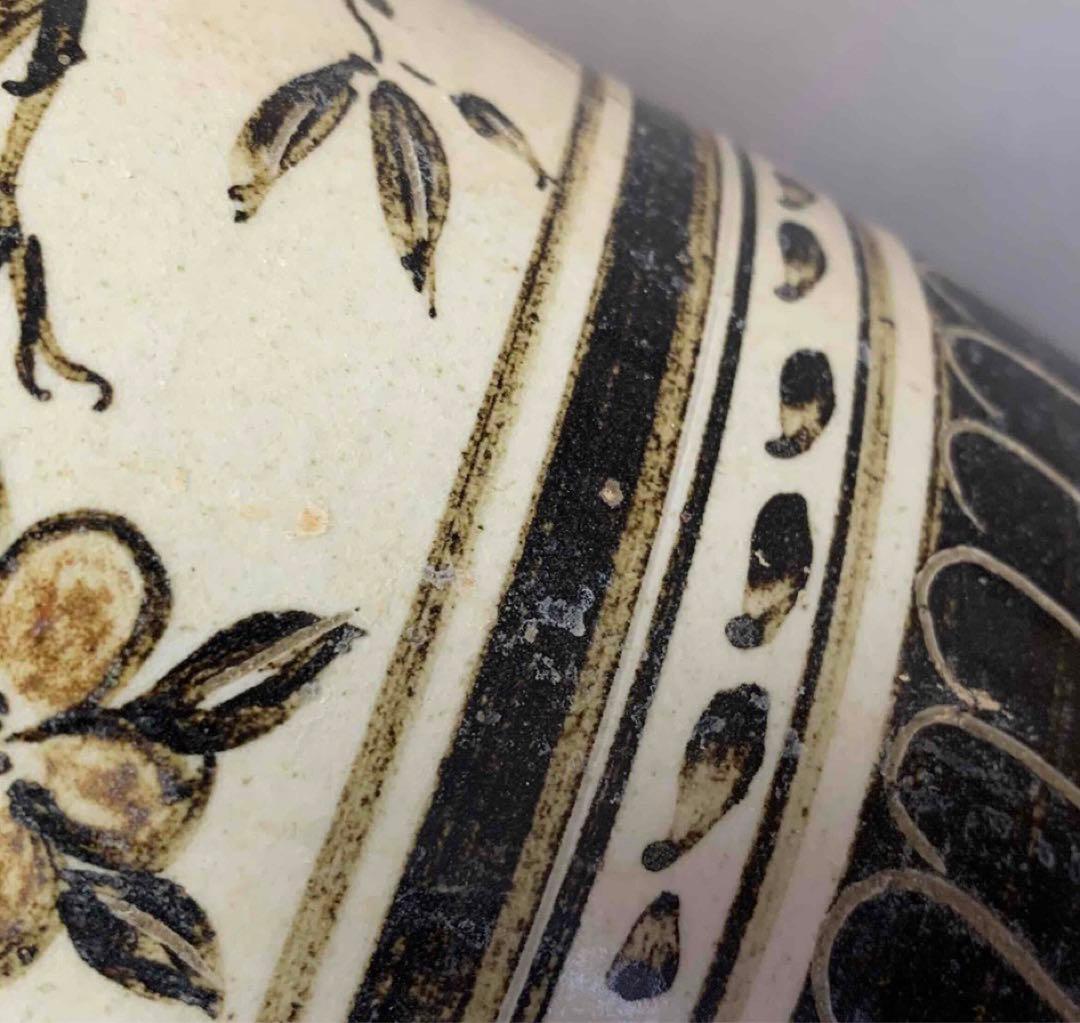 中国 花鳥蝶の絵瓶　u6230906