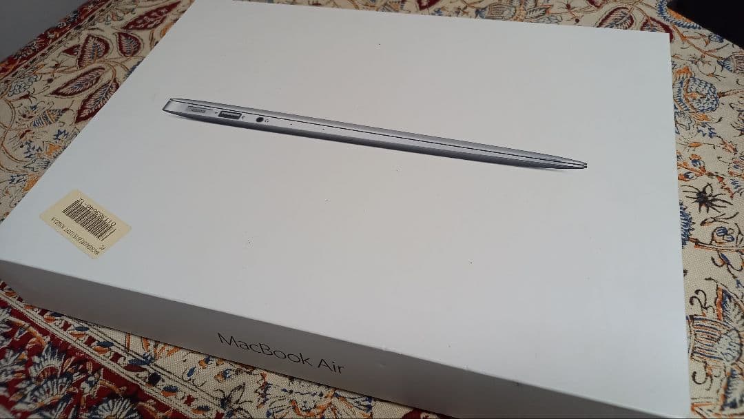 Apple MacBook Air 13.3インチ 2017　マックブック