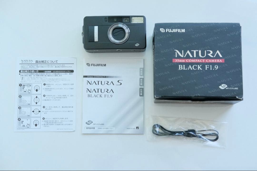 フィルムカメラ FROM JAPAN FUJIFILM NATURA BLACK F1.9