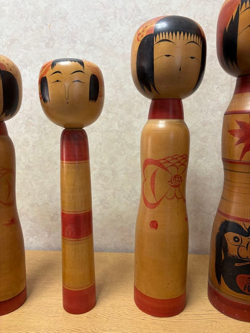 伝統的な木製こけし人形6体セット