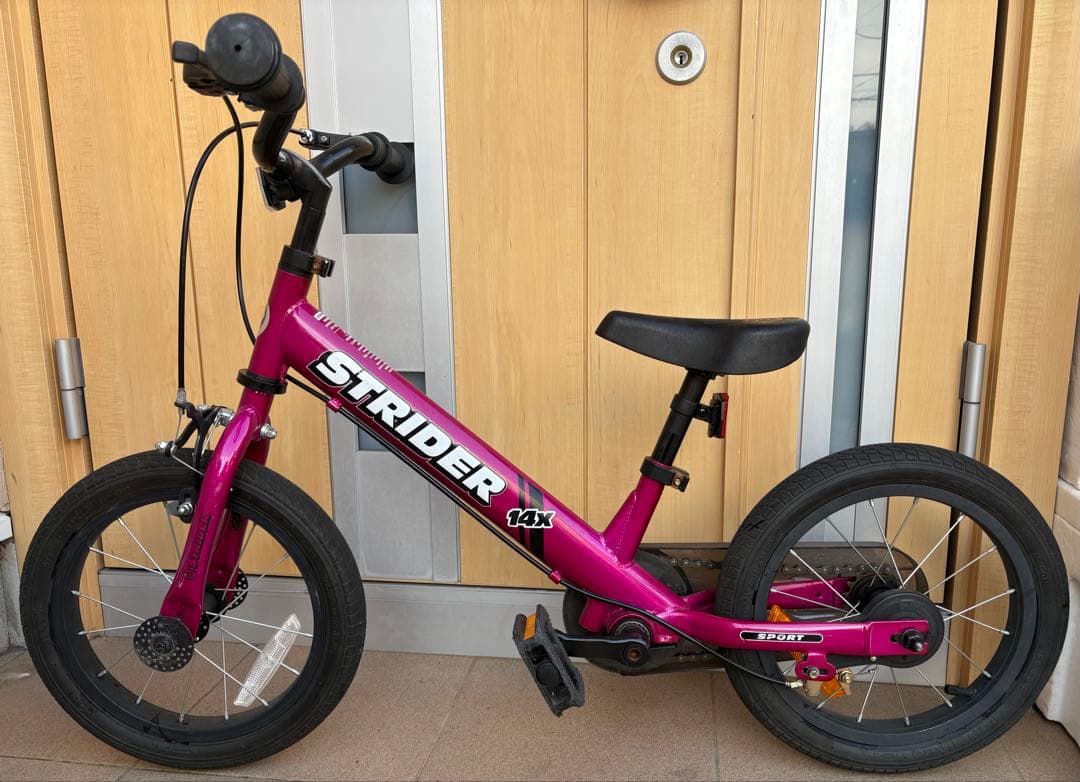 も*ん様 ストライダーSTRIDER 14x ピンク