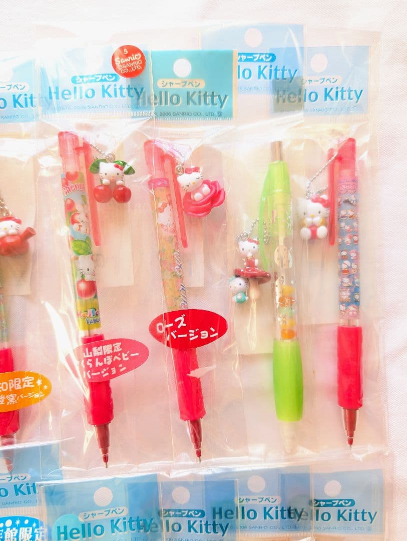 サンリオ　ハローキティ　ご当地キティ　シャープペン　ボールペン　合計45本