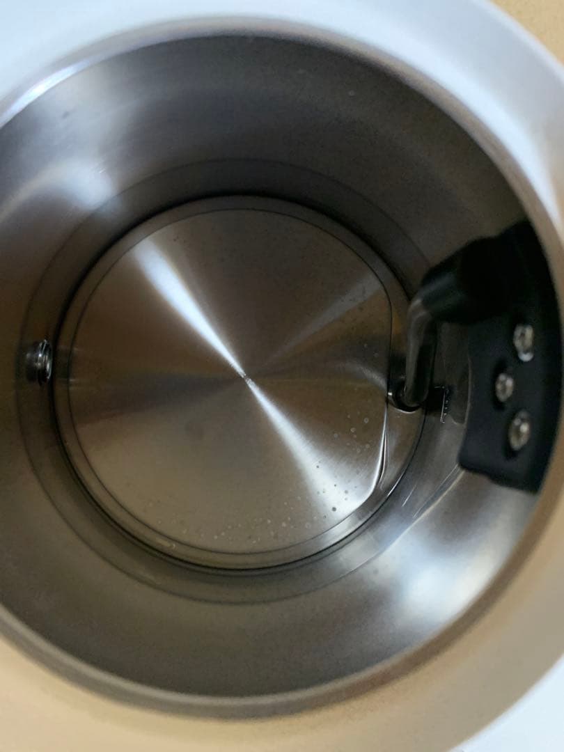 【包装紙、説明書あり】バルミューダ ケトル K02A-WH